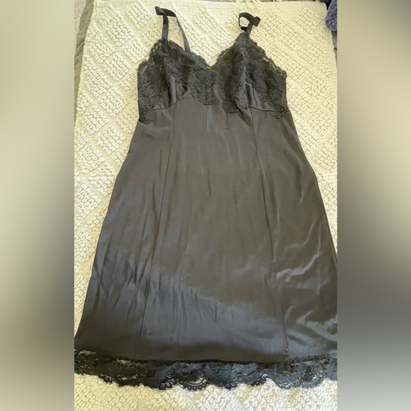 Vintage Wonder Maid Molded Magic Nylon Full Dress Lace Slip Black Size 40 - Picture 1 of 8